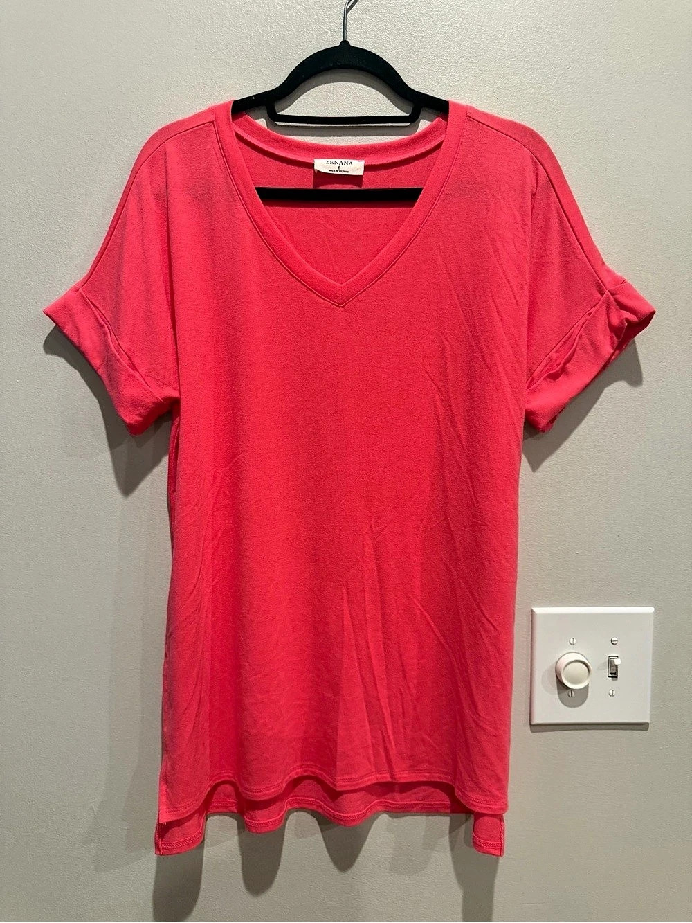 Zenana V-Neck Short Sleeve Tee in Pink Size Small